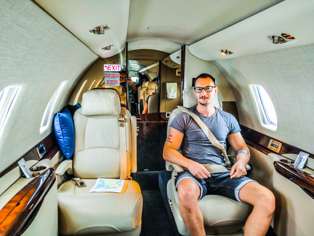 Who is today’s typical private jet customer ?